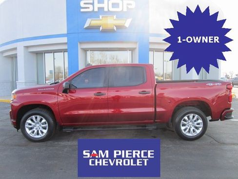 Used 2020 Chevrolet Silverado 1500 Custom w/ Custom Value Package image 1