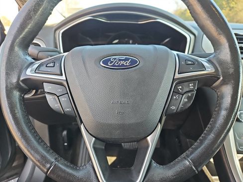 Used 2013 Ford Fusion SE image 22