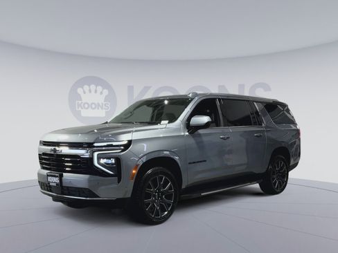 New 2026 Chevrolet Suburban LS w/ LPO, Dark Essentials Package image 5