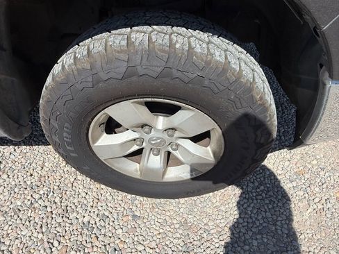 Used 2019 RAM 1500 Classic SLT AWD/4WD image 33