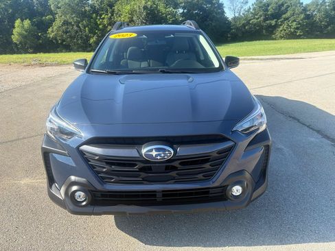 Used 2023 Subaru Outback Premium AWD/4WD image 8