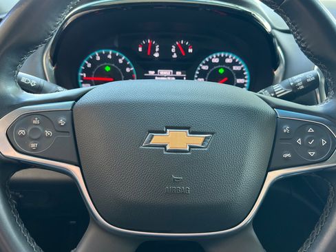 Certified 2023 Chevrolet Traverse LT image 24