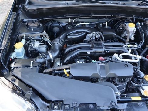 Used 2013 Subaru Forester 2.5X Premium w/ Popular Pkg 2 AWD/4WD image 39