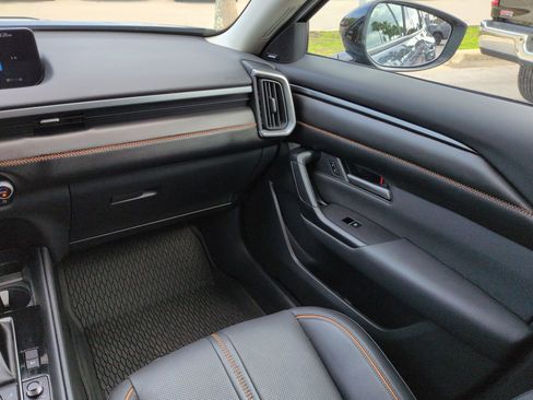 Used 2025 MAZDA CX-50 AWD 2.5 Hybrid w/ Weather Package image 16