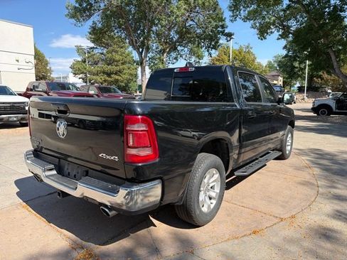 Used 2023 RAM 1500 Laramie AWD/4WD image 5