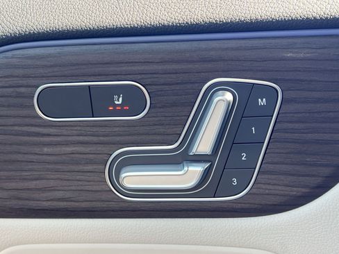 New 2026 Mercedes-Benz GLA 250 4MATIC image 40