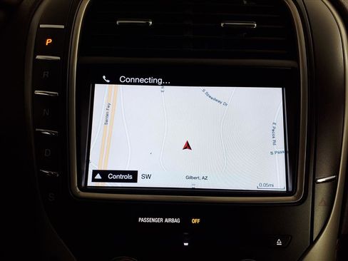 Used 2016 Lincoln MKX Select w/ Select Plus Package image 18