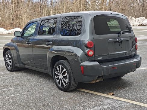 Used 2011 Chevrolet HHR LS image 7