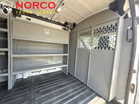 Used 2020 Ford Transit 250 Medium Roof image 4