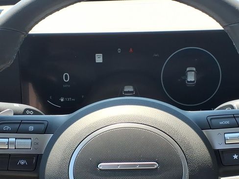 Used 2024 Hyundai Kona SEL w/ Convenience Package FWD image 16