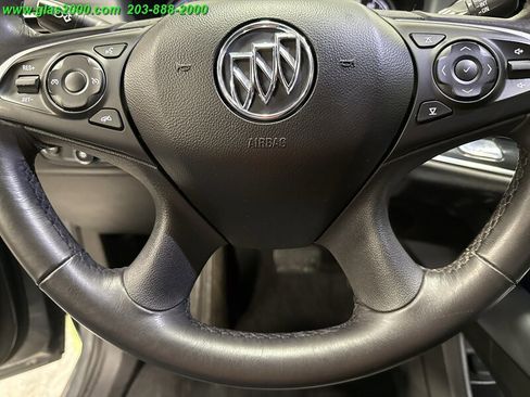 Used 2019 Buick Enclave Essence image 22