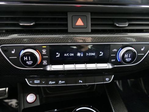 Used 2022 Audi S4 Premium Plus image 21