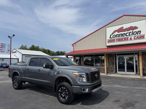 Used 2017 Nissan Titan PRO-4X AWD/4WD image 1