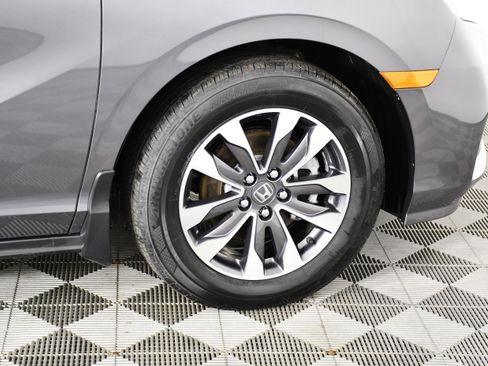 Certified 2024 Honda Odyssey EX-L image 52
