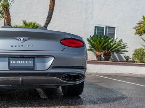 Used 2020 Bentley Continental GT image 34