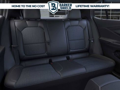 New 2026 Buick Envista Preferred FWD image 17