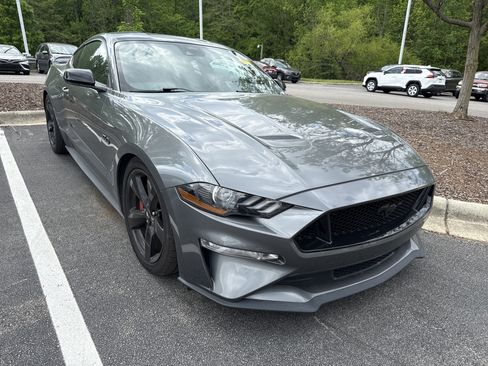 Used 2022 Ford Mustang GT Premium w/ Black Accent Package image 2