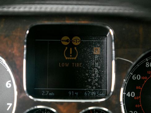 Used 2009 Bentley Flying Spur Flying Spur Speed w/ Convenience Specification Pkg image 46