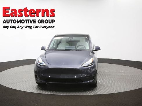 Used 2023 Tesla Model Y Long Range AWD/4WD image 49