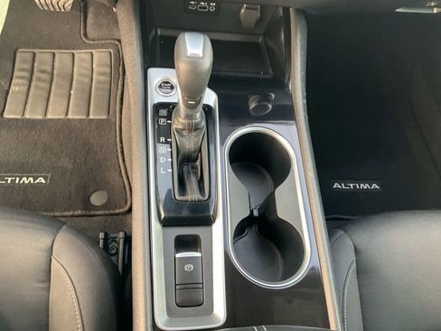 Used 2021 Nissan Altima 2.5 SV image 19