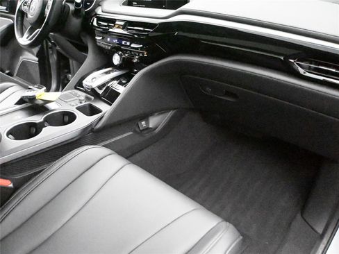 Certified 2023 Acura MDX SH-AWD image 19