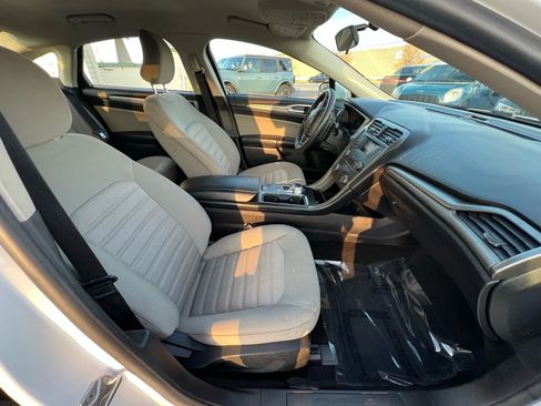 Used 2018 Ford Fusion S image 30