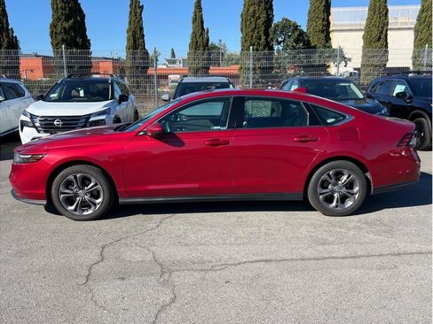 Used 2023 Honda Accord EX image 5