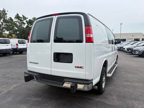 Used 2025 GMC Savana 2500 w/ Driver Convenience Package RWD image 5