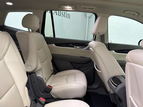 Used 2024 Cadillac XT6 Premium Luxury w/ Technology Package FWD image 28