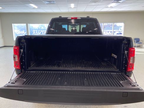 Used 2022 Ford F150 XLT w/ Equipment Group 302A High image 9