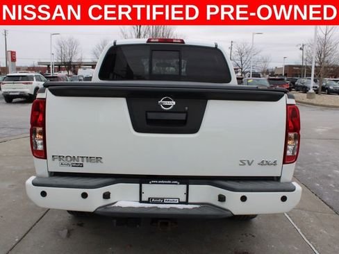 Certified 2021 Nissan Frontier SV image 8