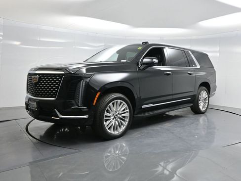 Used 2025 Cadillac Escalade ESV Premium Luxury image 90
