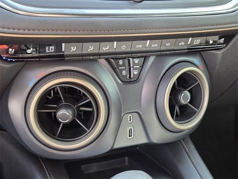 Certified 2023 Chevrolet Blazer Premier w/ Enhanced Convenience Package image 22