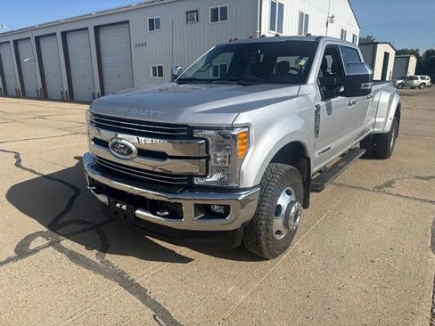 Used 2017 Ford F350 Lariat w/ Chrome Package AWD/4WD image 5
