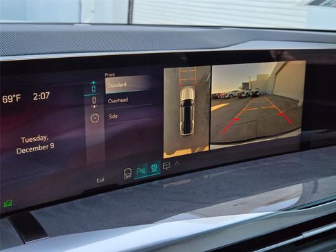 New 2026 Cadillac Escalade IQL Luxury image 19