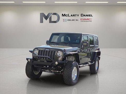 Used 2015 Jeep Wrangler Unlimited Sport w/ Quick Order Package 24S AWD/4WD image 3