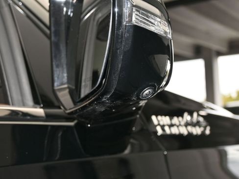 Used 2025 Chevrolet Tahoe High Country image 57