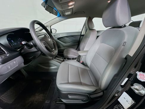 Used 2018 Kia Forte LX w/ LX Popular Package FWD image 13