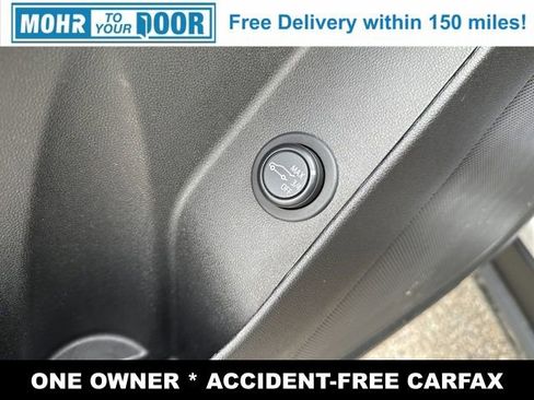 Used 2022 Chevrolet Equinox RS w/ LPO, Floor Liner Package image 24