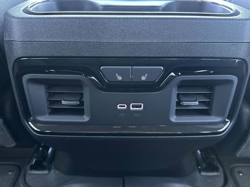 New 2026 GMC Sierra 2500 AT4 image 22