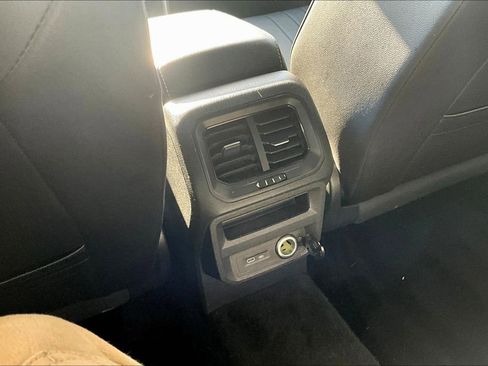 Used 2024 Volkswagen Tiguan SE R-Line w/ MDO Package, Two-Row image 10