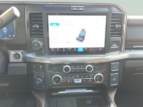 Used 2025 Ford F450 King Ranch w/ FX4 Off-Road Package image 22