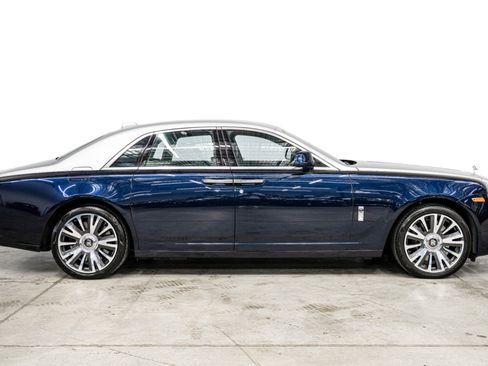 Used 2020 Rolls-Royce Ghost RWD image 53