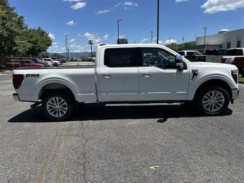 New 2025 Ford F150 Lariat w/ Equipment Group 502A High image 15