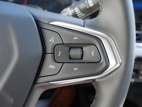 New 2026 Chevrolet Trax LT FWD image 12