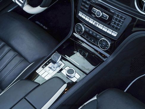 Used 2015 Mercedes-Benz SL 550 image 38