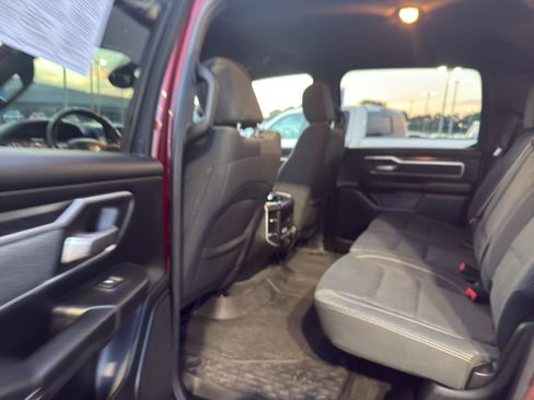 Used 2019 RAM 1500 Big Horn AWD/4WD image 31