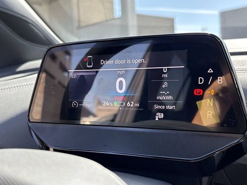 New 2026 Volkswagen ID.4 Pro RWD image 25