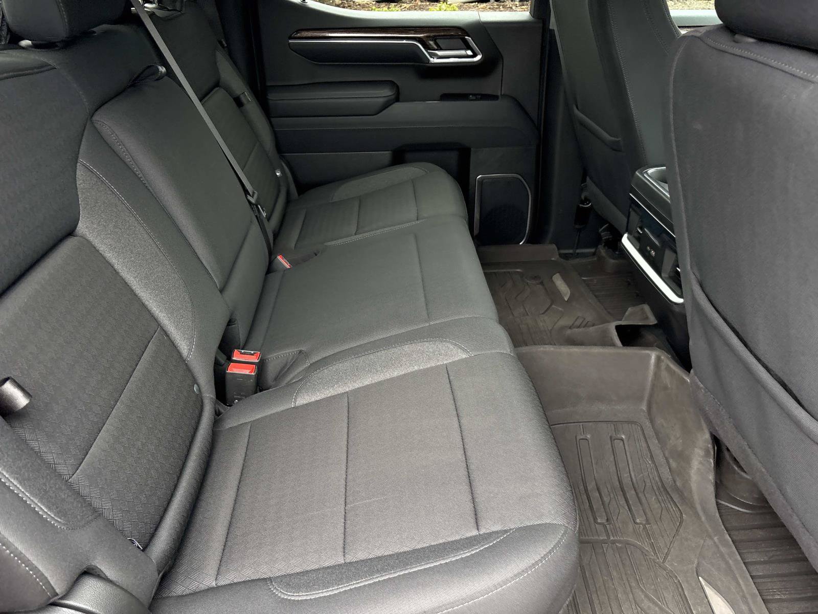 Used 2025 GMC Sierra 1500 Elevation w/ Preferred Package AWD/4WD image 31