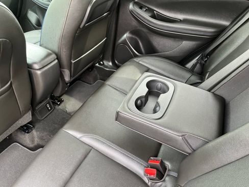 Used 2025 Buick Encore GX Sport Touring w/ Comfort Package AWD/4WD image 35